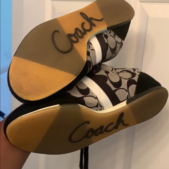 COACH MONOGRAM SNEAKERS - Picture 4 of 4
